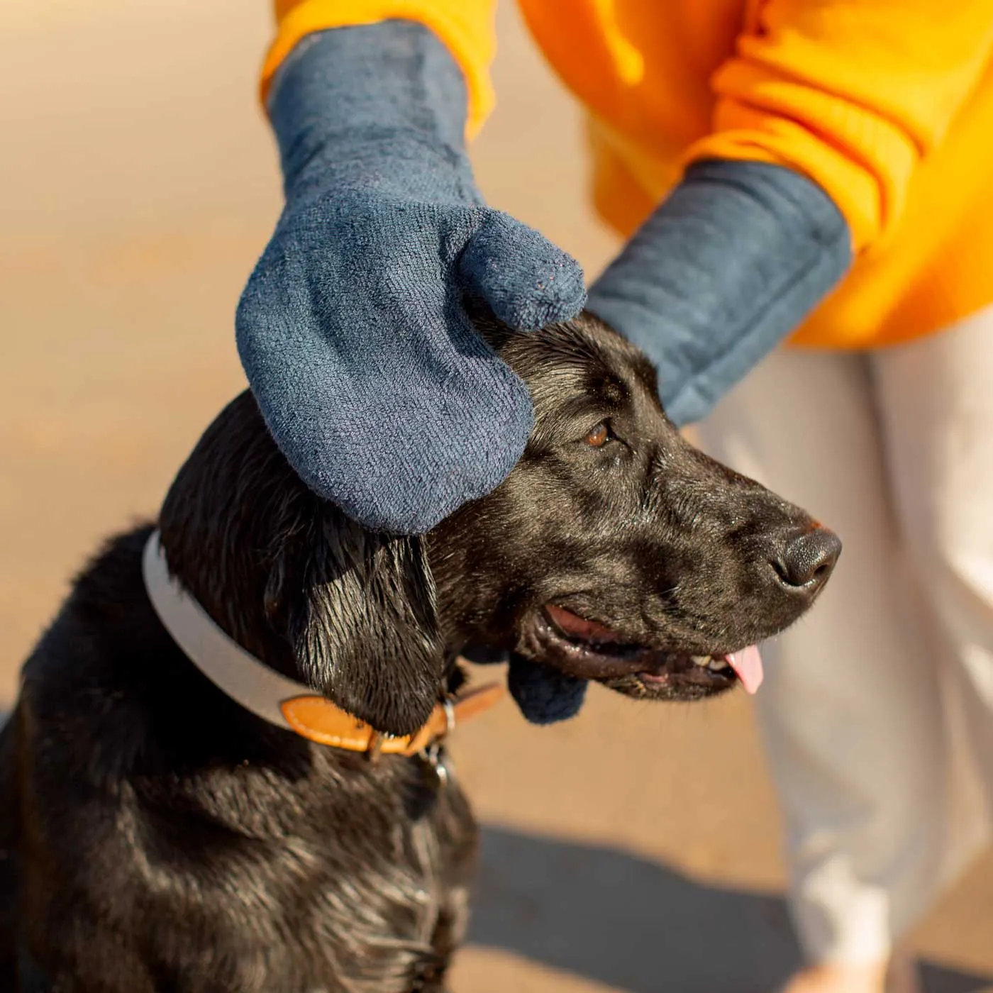 Bamboo Drying Mitts in Navy by Lords & Labradors