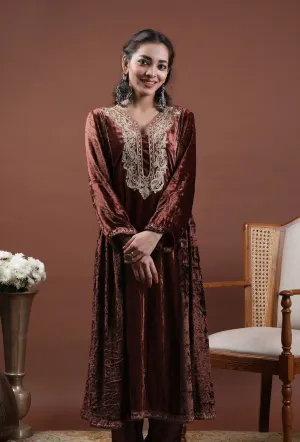 Saima Rust Velvet Phiran With Tilla Embroidery